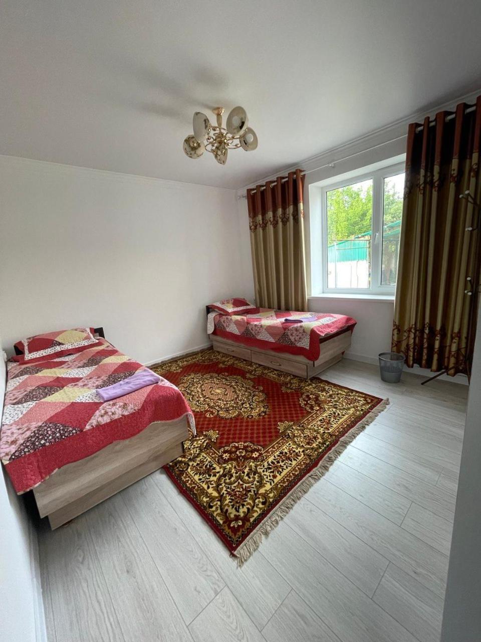 Center Guesthouse Kochkor 部屋 写真