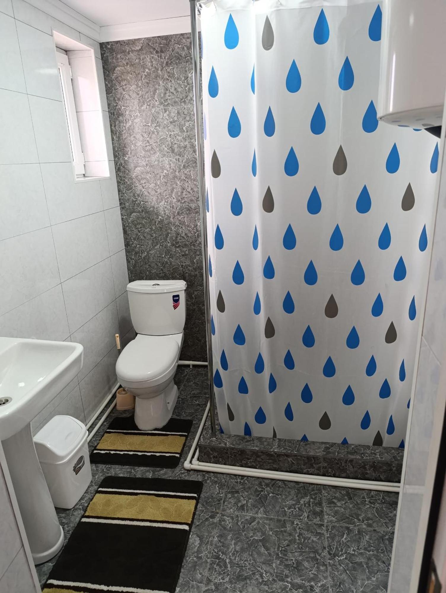 Center Guesthouse Kochkor エクステリア 写真